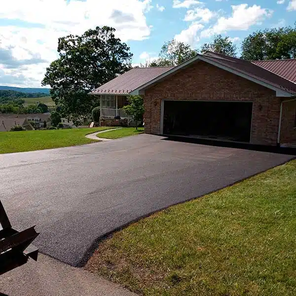 Residential Asphalt Paving in Pulaski